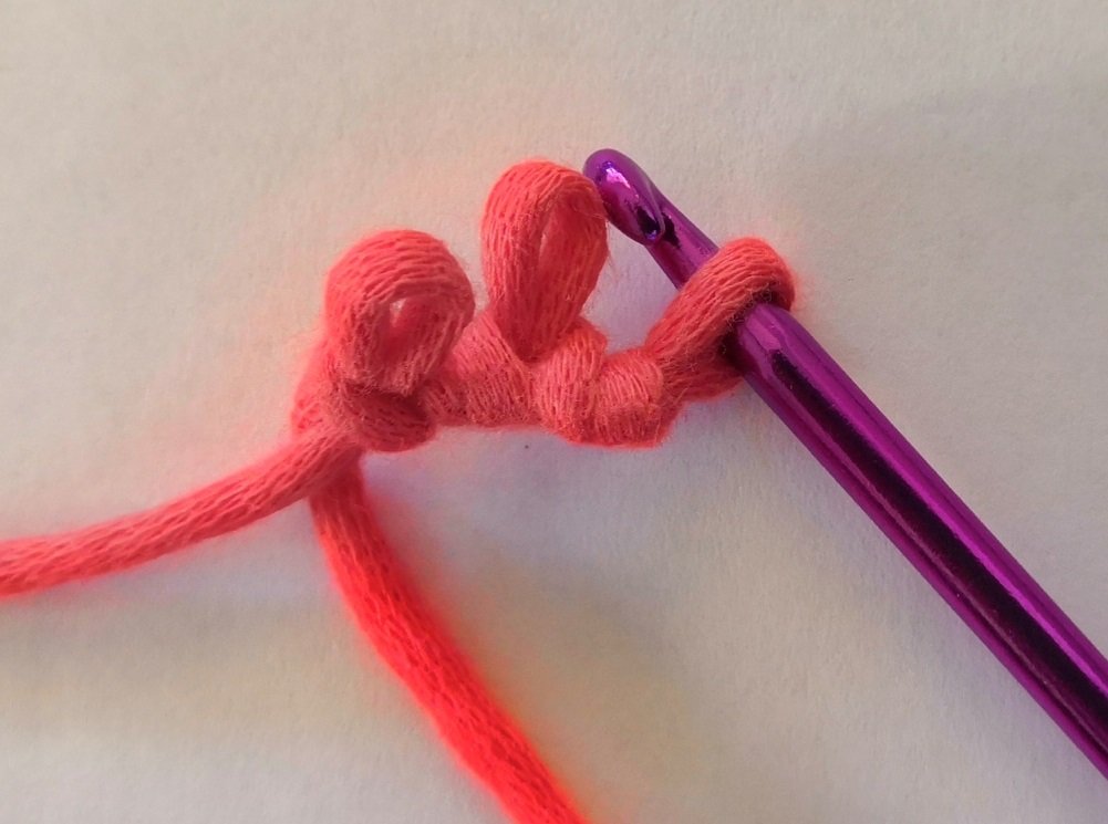 Blog-Inhaltsbild für 'Kordel häkeln - kostenlose Häkelanleitung'